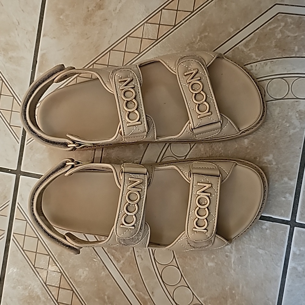 Iccon dad sandals